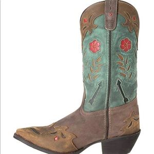 Women’s western boots, Size 7.